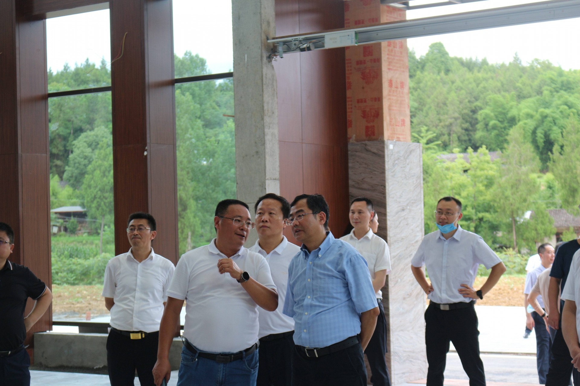 四川省人力資源和社會保障廳黨組成員、副廳長董宏杰蒞臨我公司調研工作